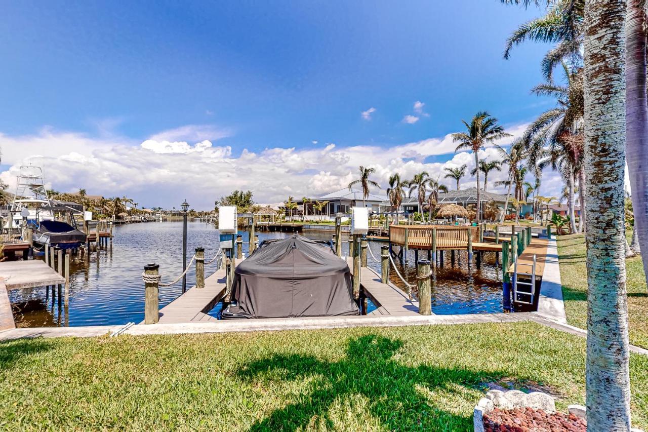Life At The Canal Cape Coral Exteriör bild
